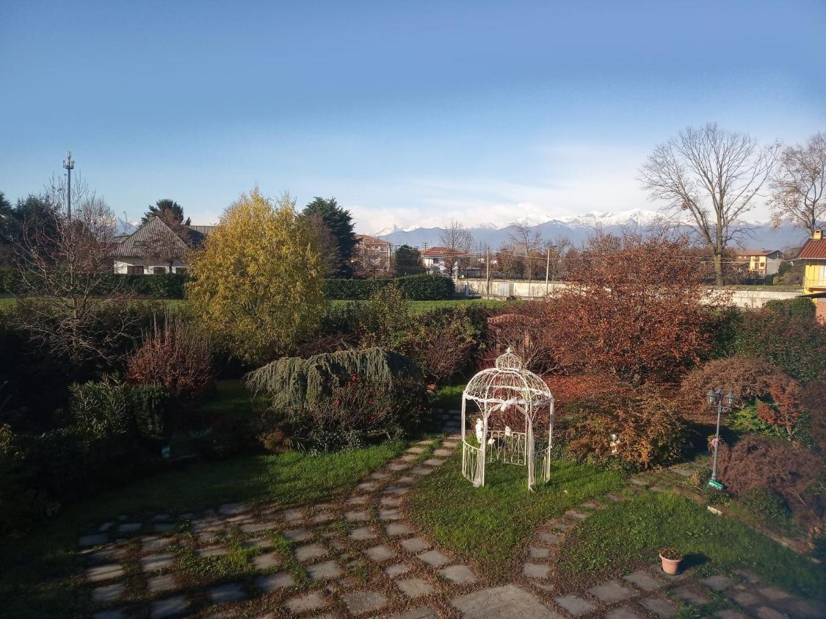 Bed & Breakfast Mezzaluna Feletto Exterior photo
