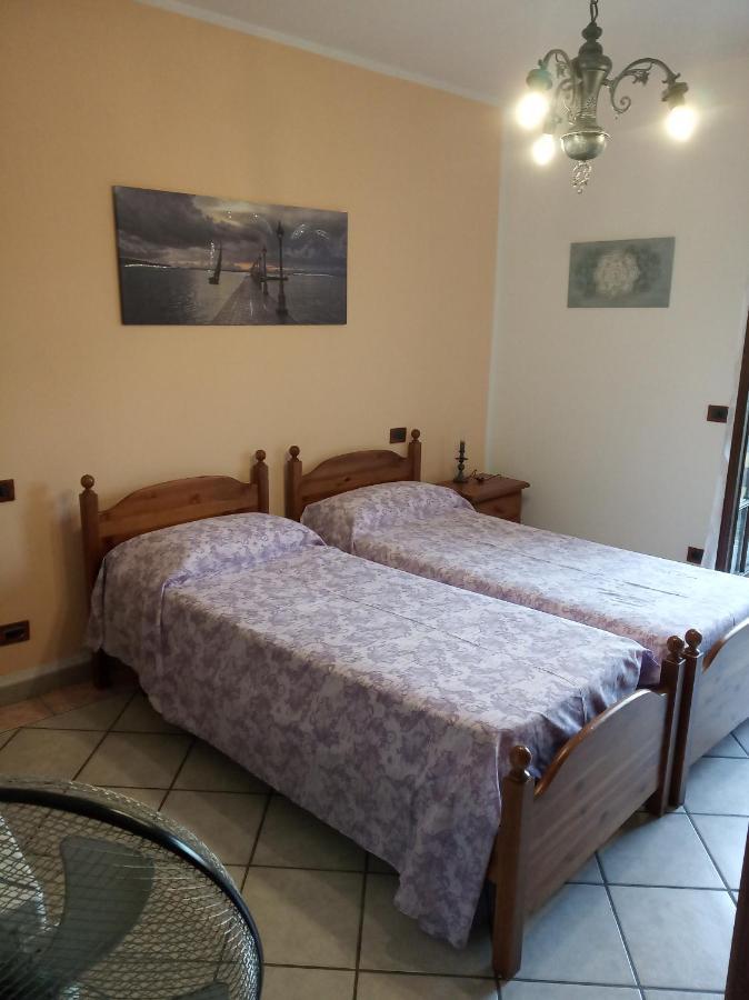 Bed & Breakfast Mezzaluna Feletto Exterior photo